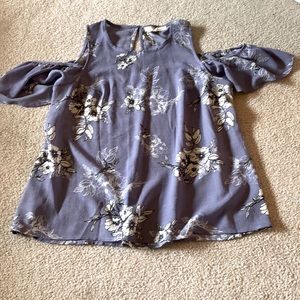 flowy off shoulder purple top size:L